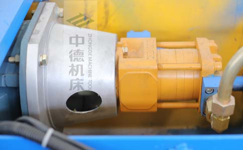 ZDPK-10025采用國內(nèi)一流品牌電機(jī)及油泵，動力強(qiáng)勁，噪音低.jpg
